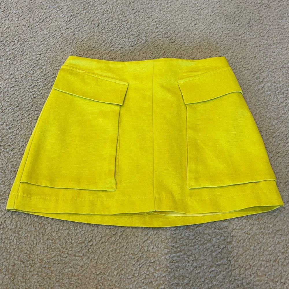TOPSHOP Petite Yellow Skirt Size 2